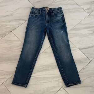 Kut from the Kloth Catherine Straight Leg Jeans Size 6